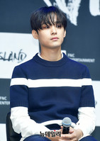 [포토] 데뷔10주년 맞은 FT아일랜드 이재진