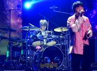 [포토] 드럼치는 FT아일랜드 최민환