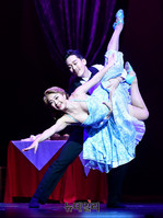 [포토] 댄스시어터 컨택트, 열연하는 배우 노지현