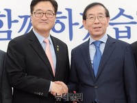 [포토] 악수하는 박원순-우원식