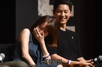 [포토] 소녀 소녀하게 웃는 영화 군함도 배우 이정현