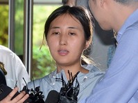 [포토] 질문에 답하는 정유라