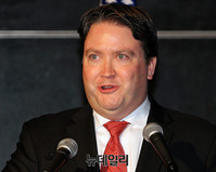 [포토] 축사하는 마크 내퍼 주한미국대사 대리