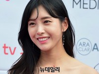 [포토] 홍재경, 아찔한 어깨라인