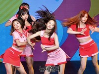 [포토] 신곡 '파이브'로 돌아온 에이핑크