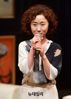 [포토] 송일국과 연극무대서 호흡 맞춘 배우 이지하