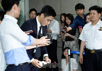 [포토] 고개숙인 빅뱅 탑 