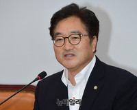 [포토] 김상곤 교육부 장관 만난 우원식 원내대표