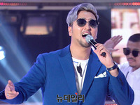 [포토] 김태우, 무더위 날리는 가창력
