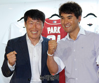 [포토] 차범근-박찬호, 두 '레전드'의 만남