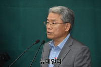 [포토] 국민의당 긴급 의총, 발언하는 김동철 원내대표