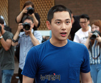 [포토] 현역입대, 작별인사하는 임시완