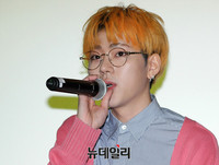 [포토] 새앨범 소개하는 지코