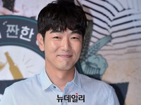 [포토] 술로라이프 이종혁, 댄디한 여행남