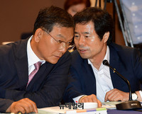 [포토] 대화나누는 전남-전북 교육감