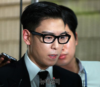 [포토] 법원 출석하는 탑