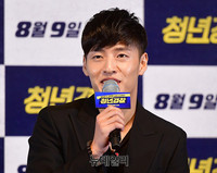 [포토] 박서준과 청년경찰서 호흡 맞춘 강하늘