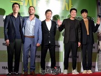 [포토] 한자리 모인 영화 '택시운전사' 배우들