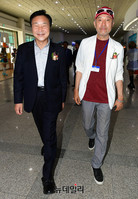 [포토] '시카프2017' 개막식 찾은 손학규-이현세