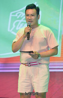 [포토] 반바지 입은 MC딩동