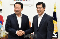 [포토] 국민의당 박주선 비대위원장 찾은 박경민 해양경찰청장