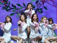 [포토] 씨엘씨 신곡 '어디야'로 컴백