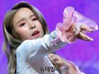 [포토] 씨엘씨 엘키, 매혹적인 무대