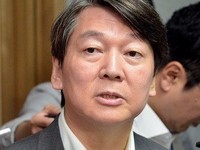 [포토] 질문에 답하는 안철수