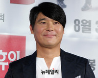 [포토] 로마의휴일 임창정 '왜 이렇게 살이 많이쪘어?'