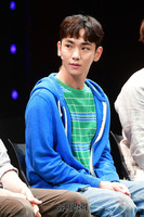 [포토] 병구 역으로 연극무대 다시 오른 샤이니 키