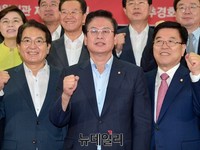 [포토] 화이팅 외치는 심재철-정우택-김광림