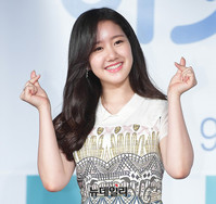 [포토] 여성미 물씬 나는 배우 진지희