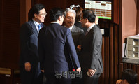 [포토] 대화 나누는 여야4당 원내대표