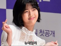 [포토] 드라마 '마술학교'서 발랄한 이슬 역 맡은 신은수