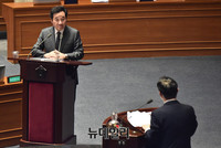 [포토] 대정부질문 출석한 이낙연 국무총리