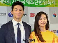 [포토] 개막식 함께한 김무열-윤승아 부부