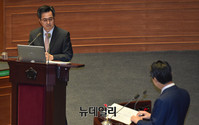 [포토] 답변하는 김동연 경제부총리