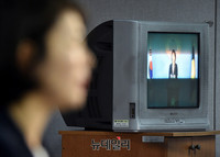 [포토] 北미사일발사 논평발표하는 전희경