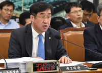 [포토] 경의중앙선 충돌사고 설명하는 맹성규 국토부 2차관