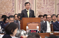 [포토] 발언하는 도종환 문화체육관광부 장관