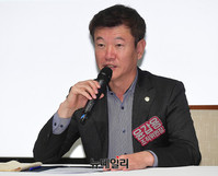 [포토] 인사말하는 윤갑용 BIAF 조직위원장