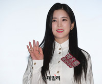 [포토] 홍보대사 위촉식 입장하는 에이핑크 초롱