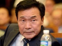 [포토] 토론회 참석한 손학규