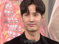 [포토] 드라마 20세기 소년소녀로 돌아온 김지석