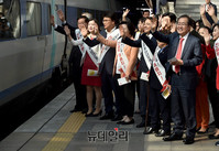 [포토] 추석 인사 나선 자유한국당 홍준표 대표