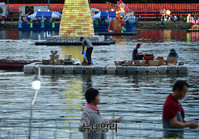 [포토] 진주남강유등축제 불꽃놀이는 언제?