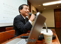 [포토] 이승만 외교의 교훈, 강연하는 최병구 전 대사