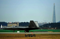 [포토] 현존최강 전투기 F-22, 이번 주말 일반인에 공개 