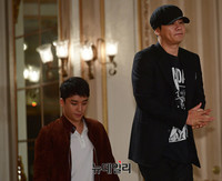 [포토] 믹스9 제작보고회 입장하는 YG-승리