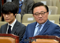 [포토] 나란히 앉은 이해진-고동진